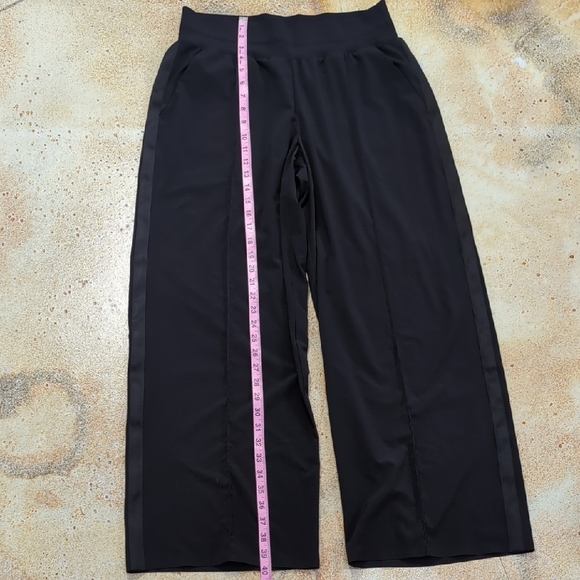 Athleta Black Wide-Leg High-Waist Trouser Pants Size 14 P - Picture 8 of 15